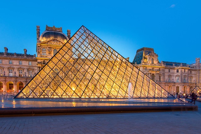 paris-7159870_640